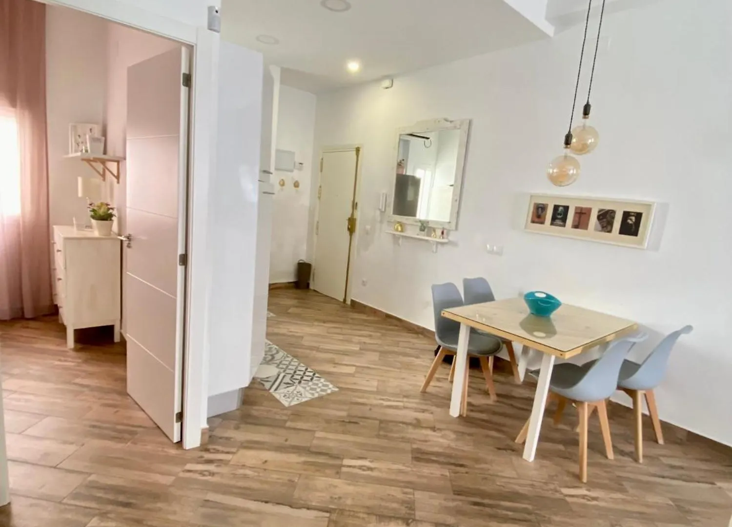 Lägenhet Apartamento 4Pax En Pleno Centro Alfalfa Sevilla